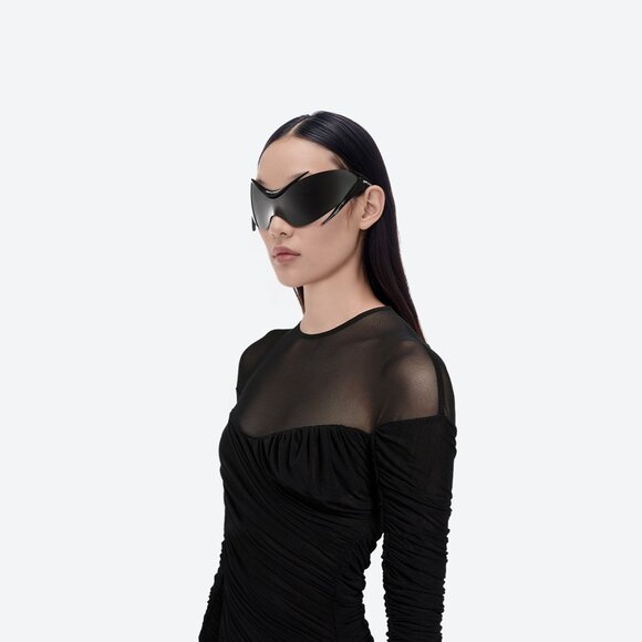 Gentle Monster Mugler Spiral 01 Sunglasses in Black main image 4